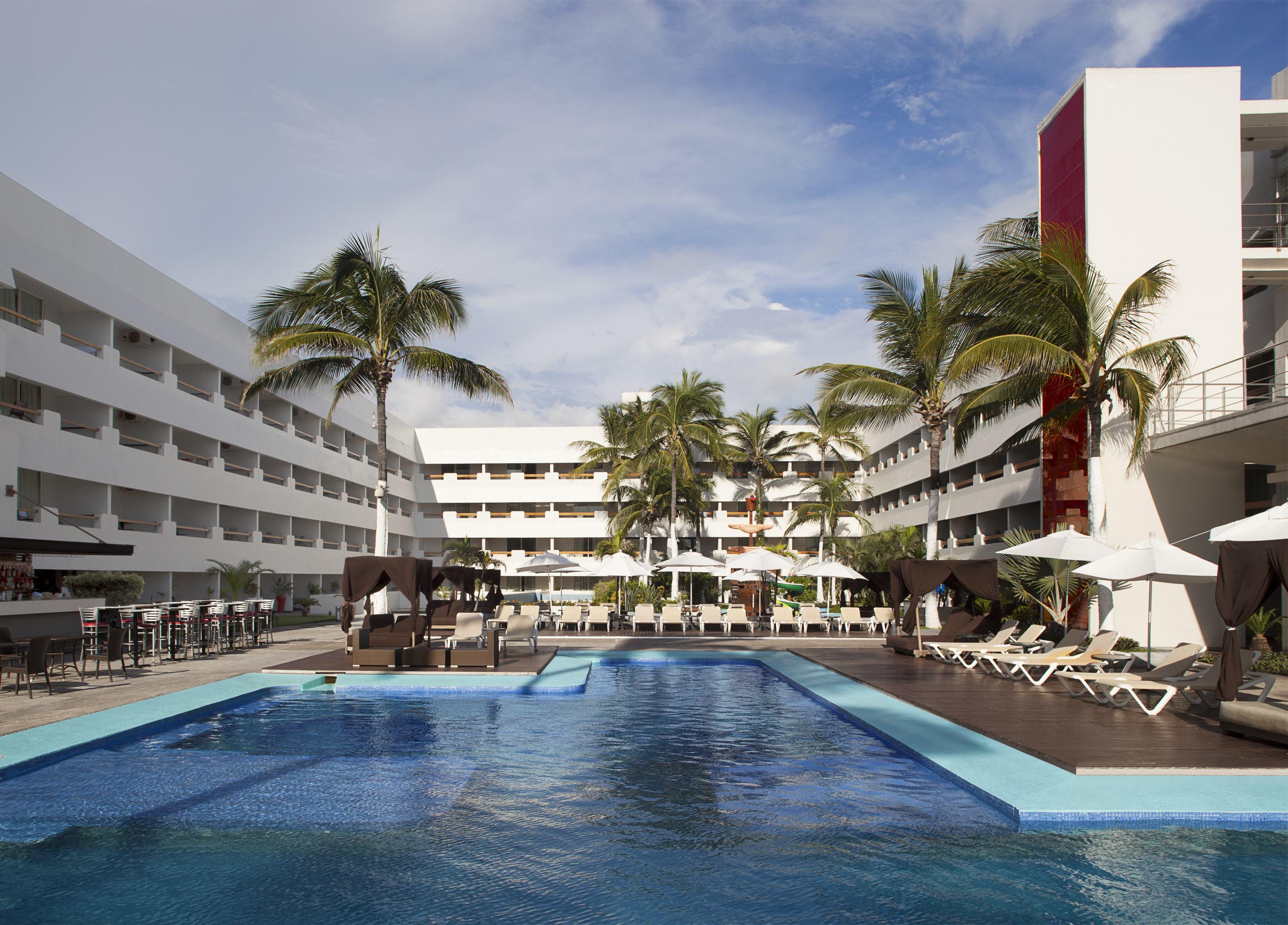 Hotel Emporio Mazatlán Esterno foto
