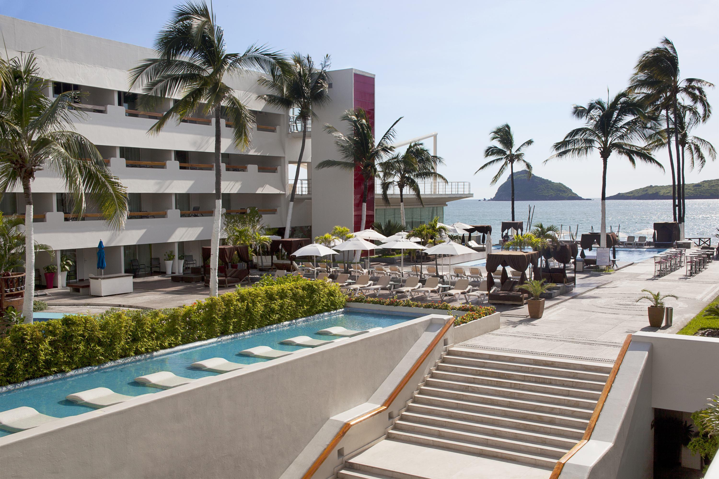 Hotel Emporio Mazatlán Esterno foto