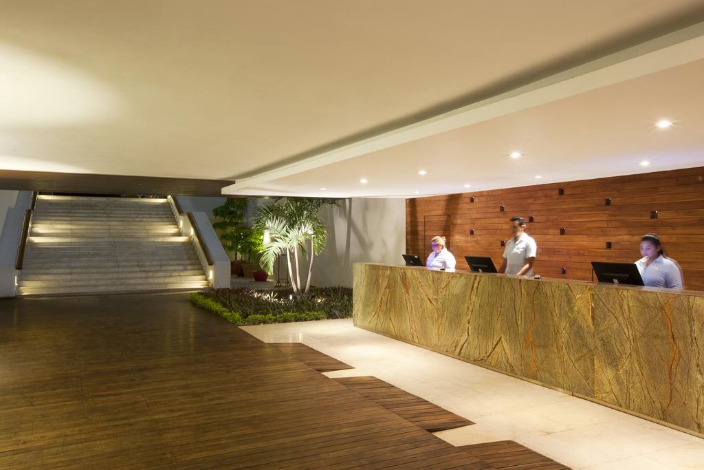 Hotel Emporio Mazatlán Esterno foto